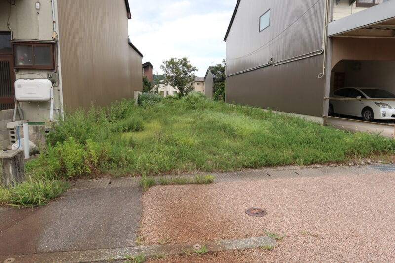 小矢部市今石動町 売地