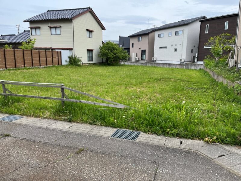 小矢部市埴生 売地