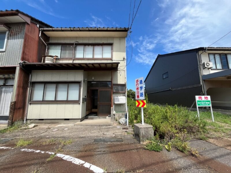 小矢部市今石動町 売地