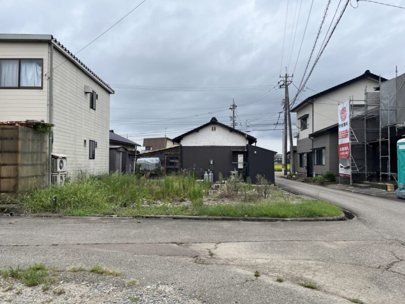 小矢部市新西 売地